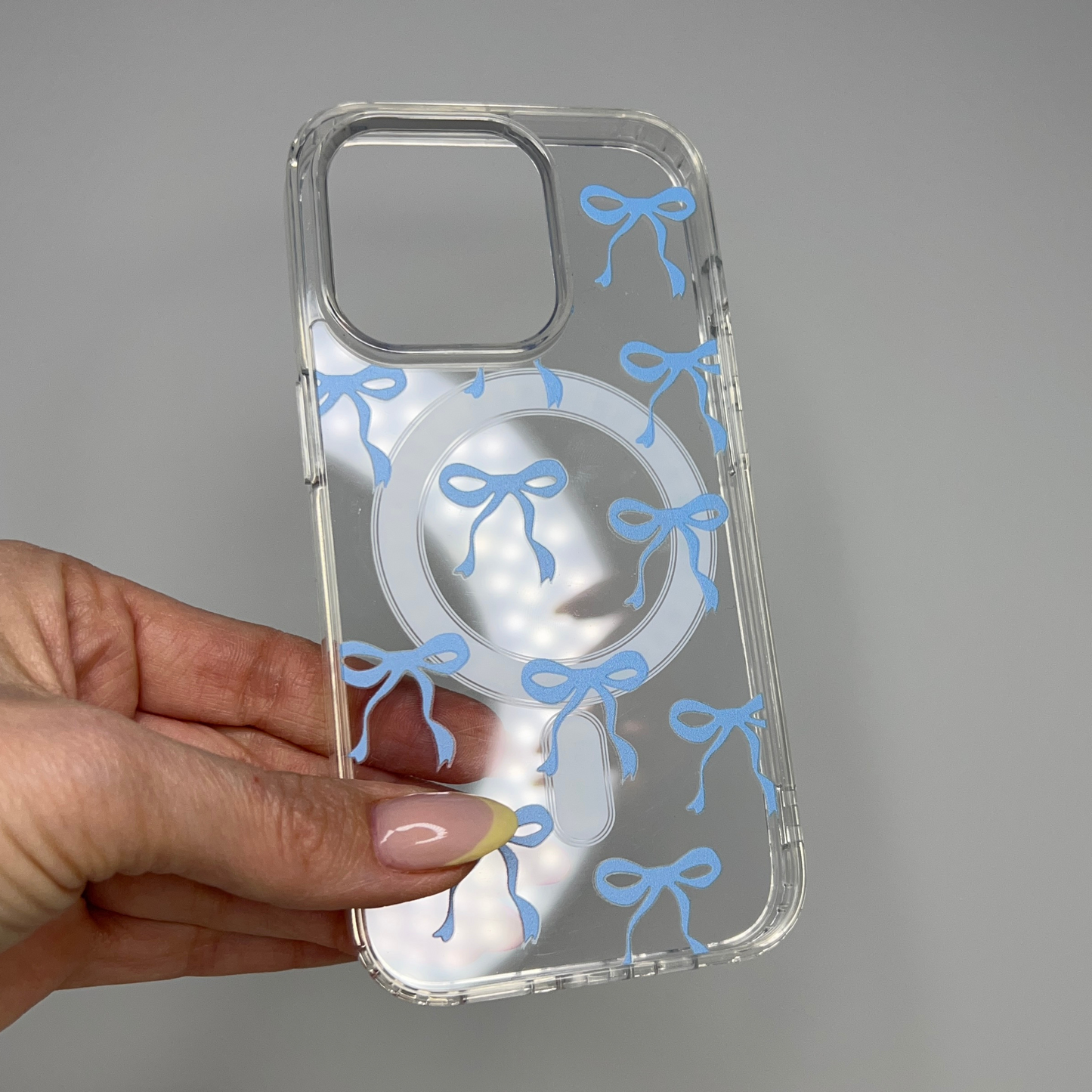 Bow MagSafe Phone Cases