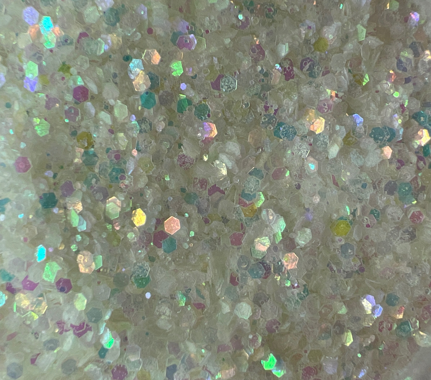 Snowy Glowy | Glow In The Dark - Small Chunky Glitter 56g